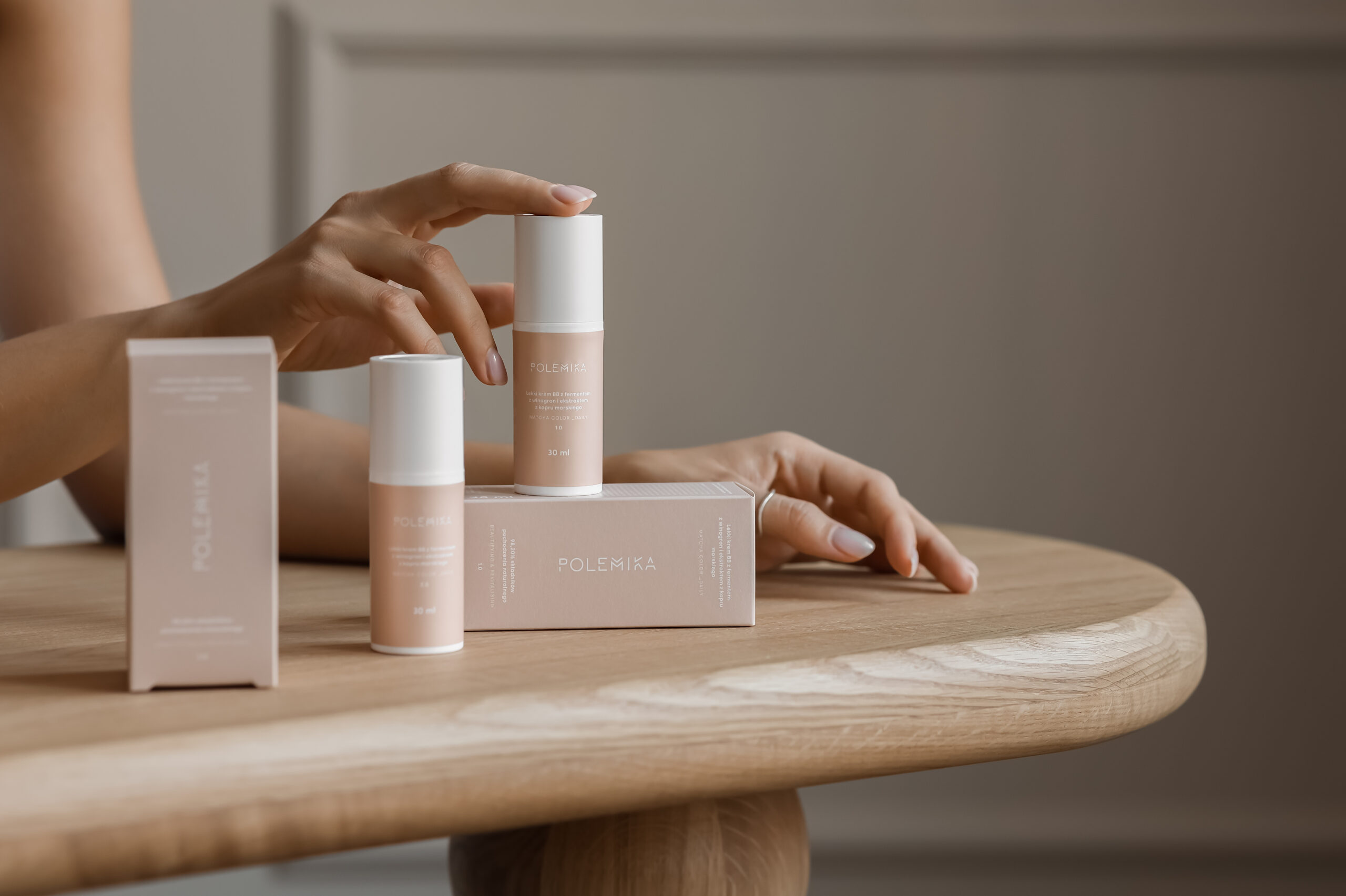 Lehký revitalizační BB krém s hroznovým kvasem a extraktem z mořského fenyklu 30 ml odstín 3